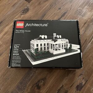 LEGO Architecture White and Green Building Set 21006